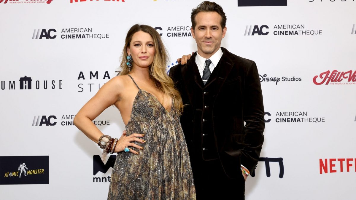 Blake Lively e il marito Ryan Reynolds, in dolce attesa del quarto ...